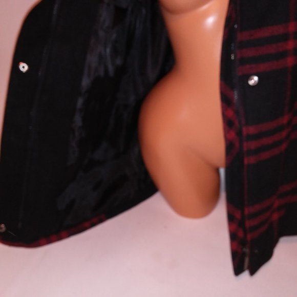 Wardrobe Essentials Jacket Coat Size 8 Black Red Plaid Zip & Snap Pit to Pit 21" - Picture 5 of 15